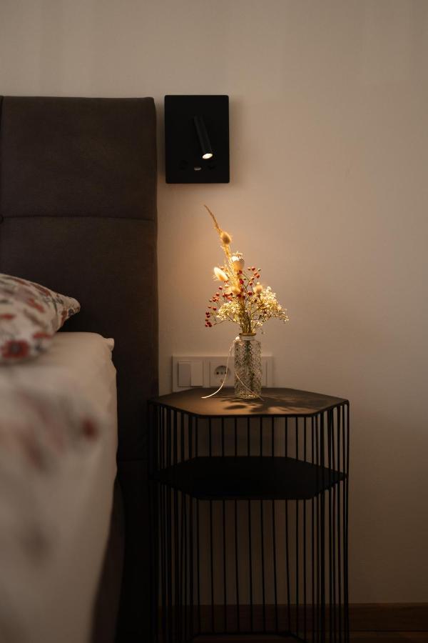 Apartments Villa Julia Lana Luaran gambar